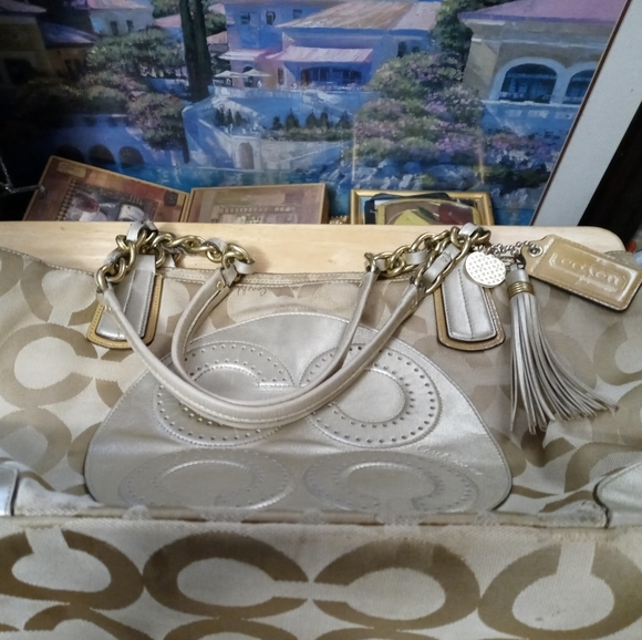 Coach Colette Designer Shoulder Tote Handbag Purse,Excellent Condition👜 - Picture 11 of 15